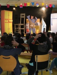 Rocky Bulle, concert de chansons pour enfants à l'école